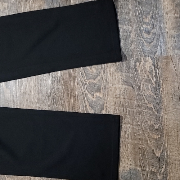 Women's like new black Point Zero pants zip side pockets size 15 straight leg - Picture 3 of 13